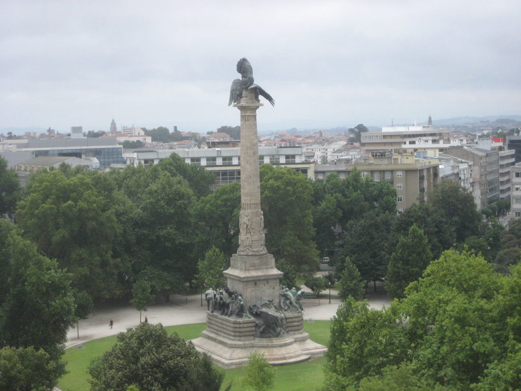 Rotonda Da Boavista Y Su Monumento A Los H Roes Opini N Gu A Y M S